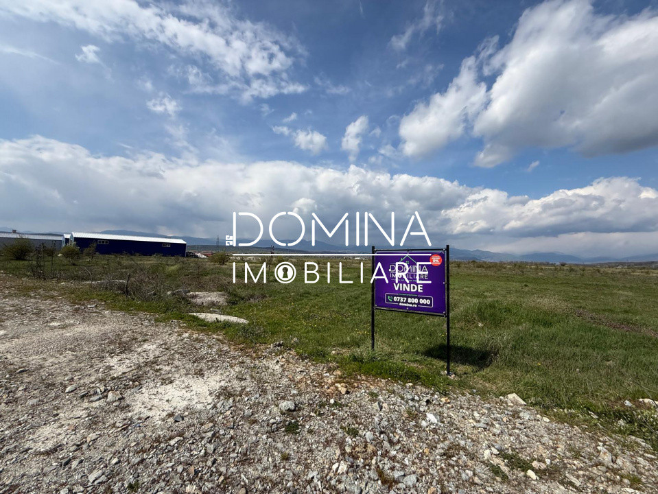 Vânzare teren intravilan - 1070 mp - strada Ciocârlău - spre Preajba