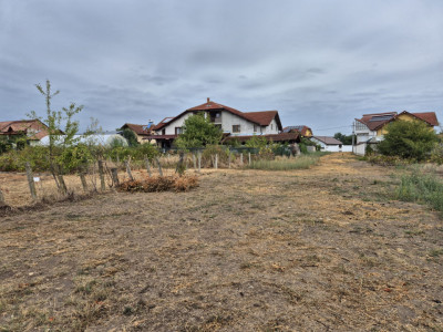 Vânzare teren intravilan, 628 mp, situat în Târgu Jiu, cartier Șișești