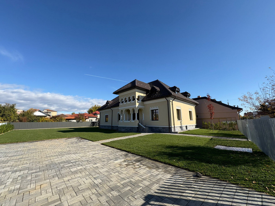 Închiriere proprietate centrală P+M - activități profesionale - Calea Eroilor