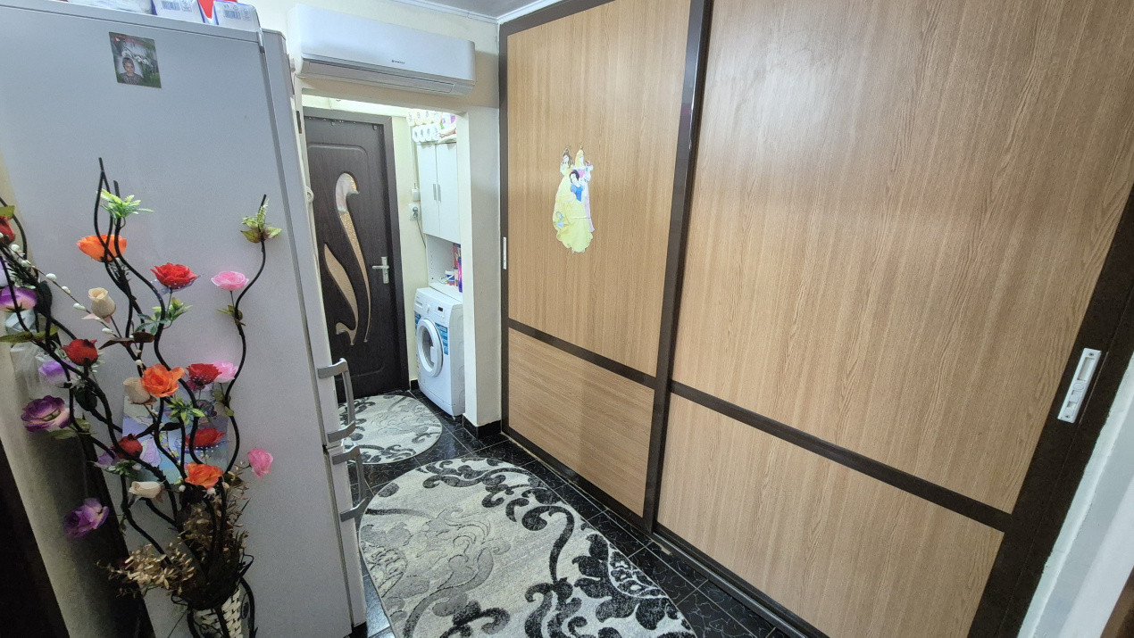 Vânzare apartament 2 camere decomandat - 52 mp - strada 23 August 