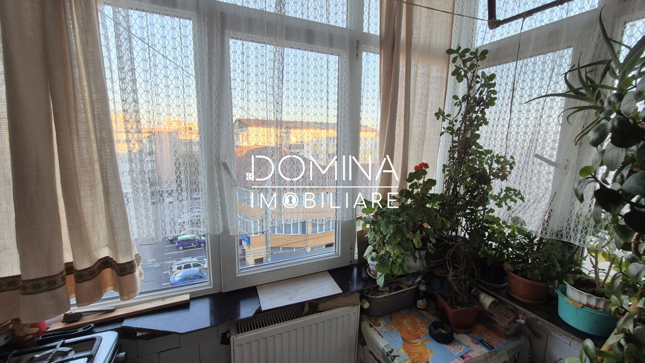 Vânzare apartament 2 camere decomandat - 52 mp - strada 23 August 