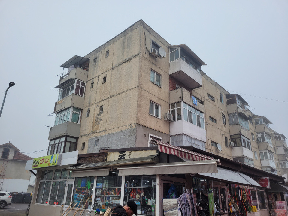 Vânzare apartament 2 camere, mobilat și utilat, Aleea Pieții, Rovinari