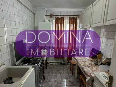  Vanzare apartament 2 camere, semidecomandat in Tg. Jiu, Bd. Republicii