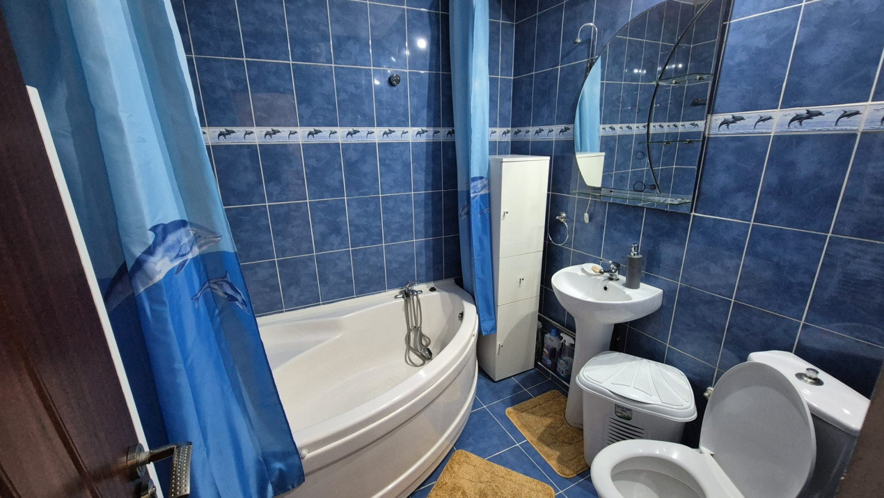 Închiriere apartament 3 camere, în Tg.Jiu, str. Unirii - zonă ultracentrală