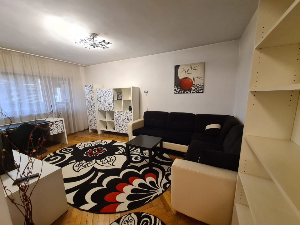 Închiriere apartament 3 camere, Aleea Fântânii - zonă centrală