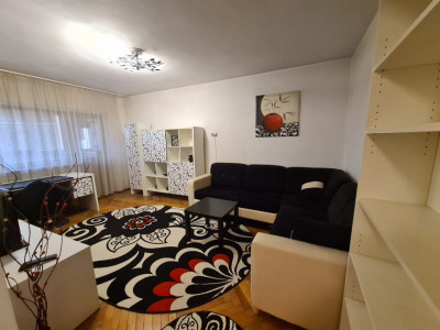 Închiriere apartament 3 camere, Aleea Fântânii - zonă centrală