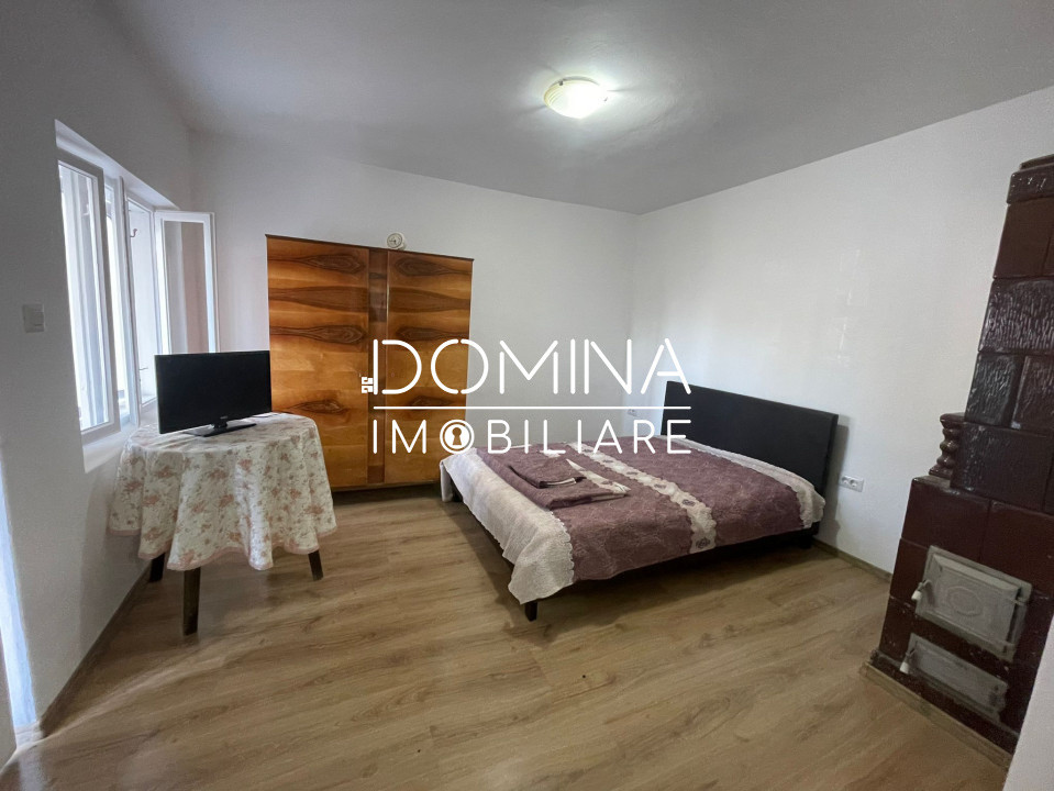 Vânzare proprietate în Novaci - lângă supermarket Penny