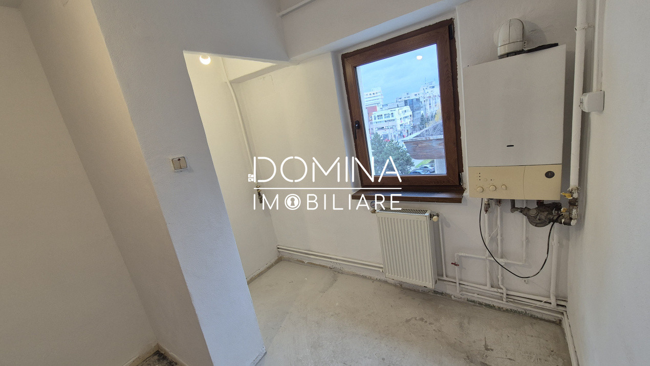Vânzare apartament 3 camere, Bd. Ecaterina Teodoroiu - zona Casei de Cultură