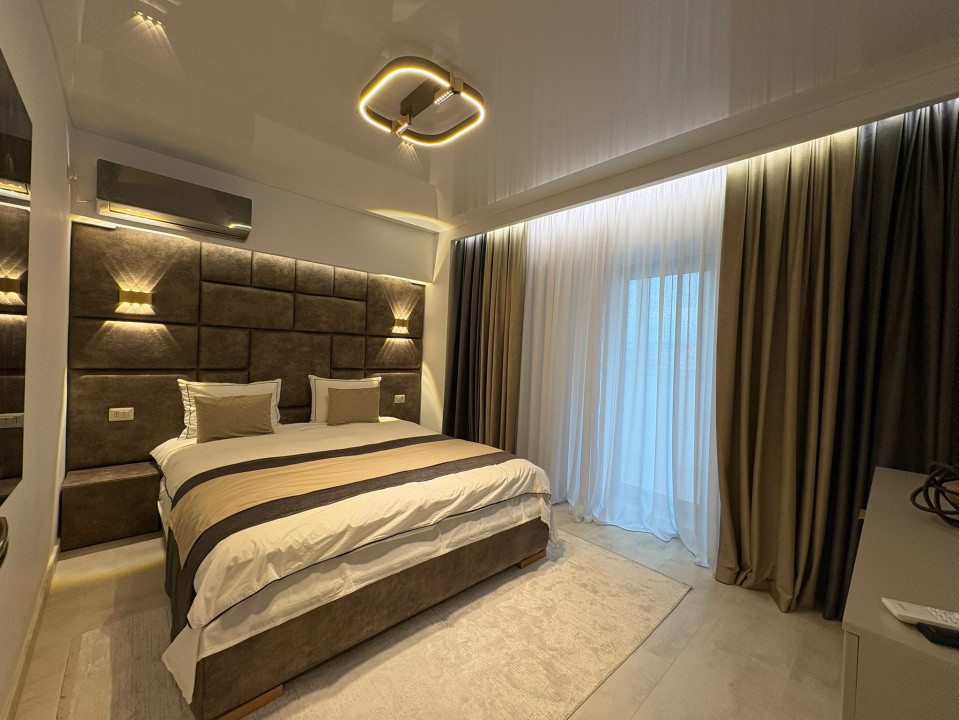 Vânzare apartament de lux ultracentral– vedere panoramică-Centrul Pietonal