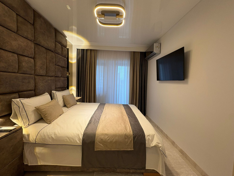 Vânzare apartament de lux ultracentral– vedere panoramică-Centrul Pietonal