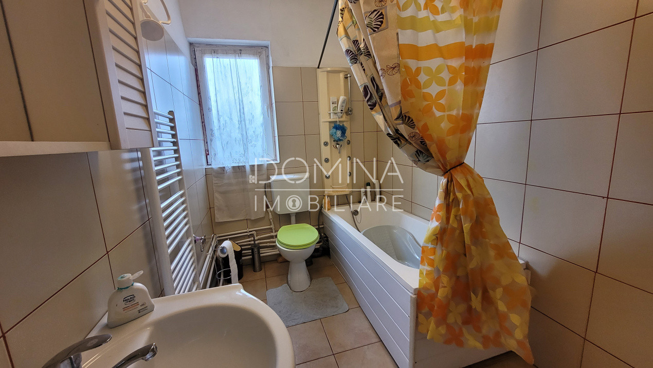 Vânzare casă situată în Târgu Jiu, strada Jiului - zona Pieței Centrale