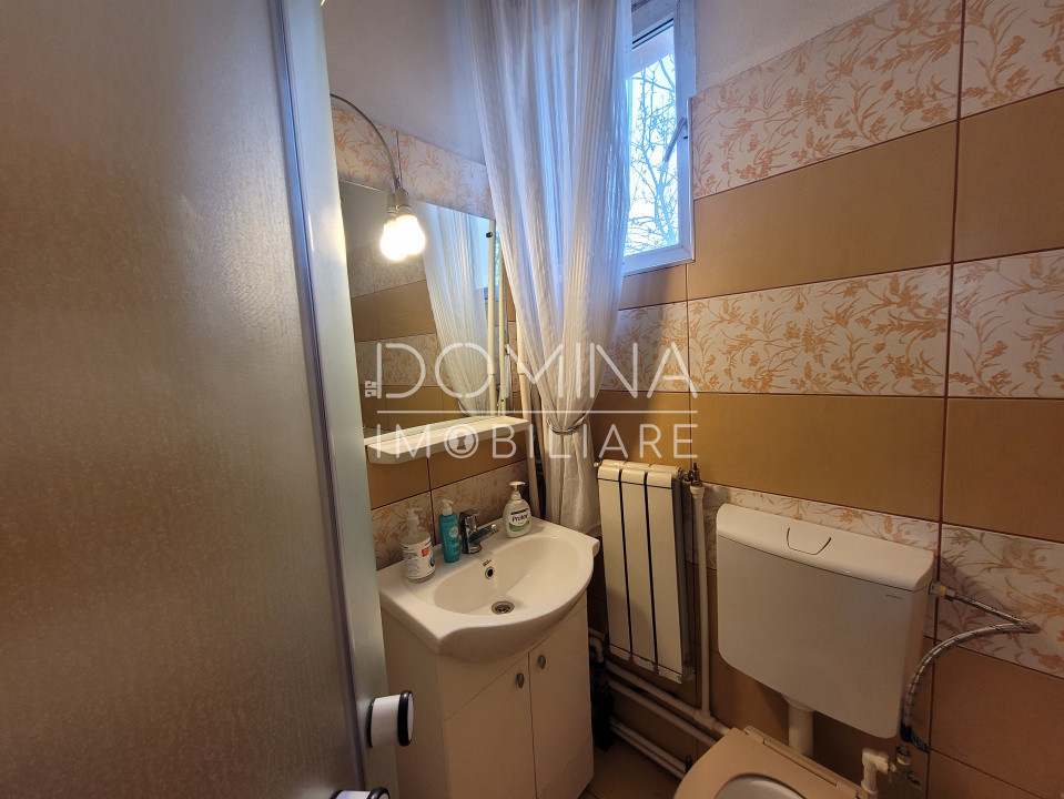 Vânzare casă situată în Târgu Jiu, strada Jiului - zona Pieței Centrale