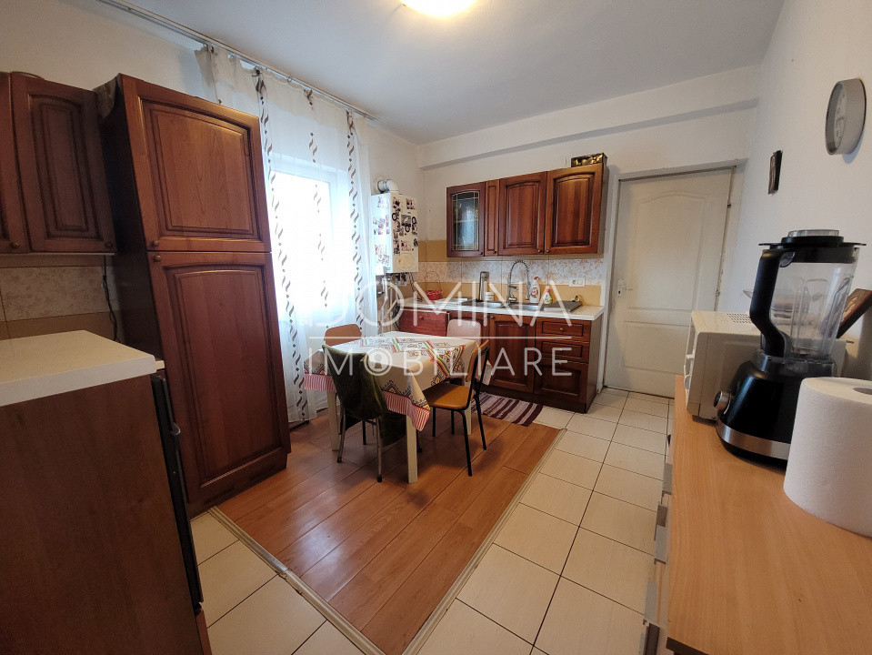 Vânzare casă situată în Târgu Jiu, strada Jiului - zona Pieței Centrale