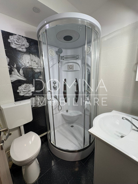 Închiriere apartament 4 camere, situat în Tg. Jiu, str. Victoriei, zona Tic-Tac