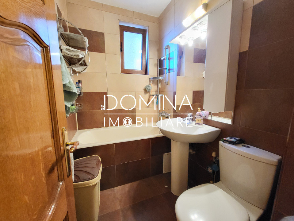 Apartament de vânzare 2 camere transformat în 3, etaj 3 – Str. Brândușei