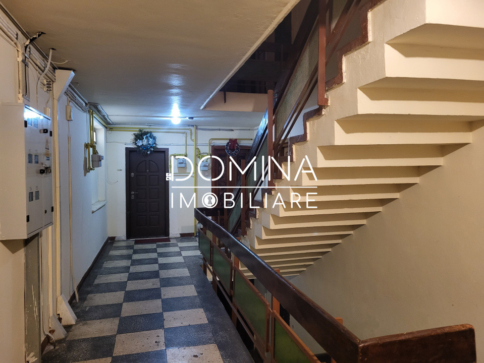 Apartament de vânzare 2 camere transformat în 3, etaj 3 – Str. Brândușei