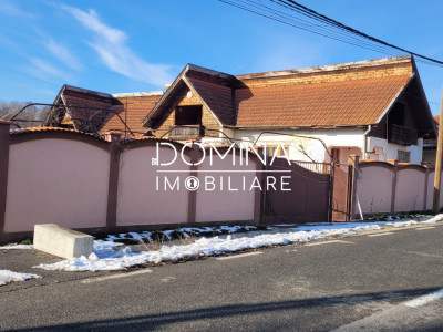 Vânzare casă – Arcani, sat Câmpofeni – lângă râul Jaleș