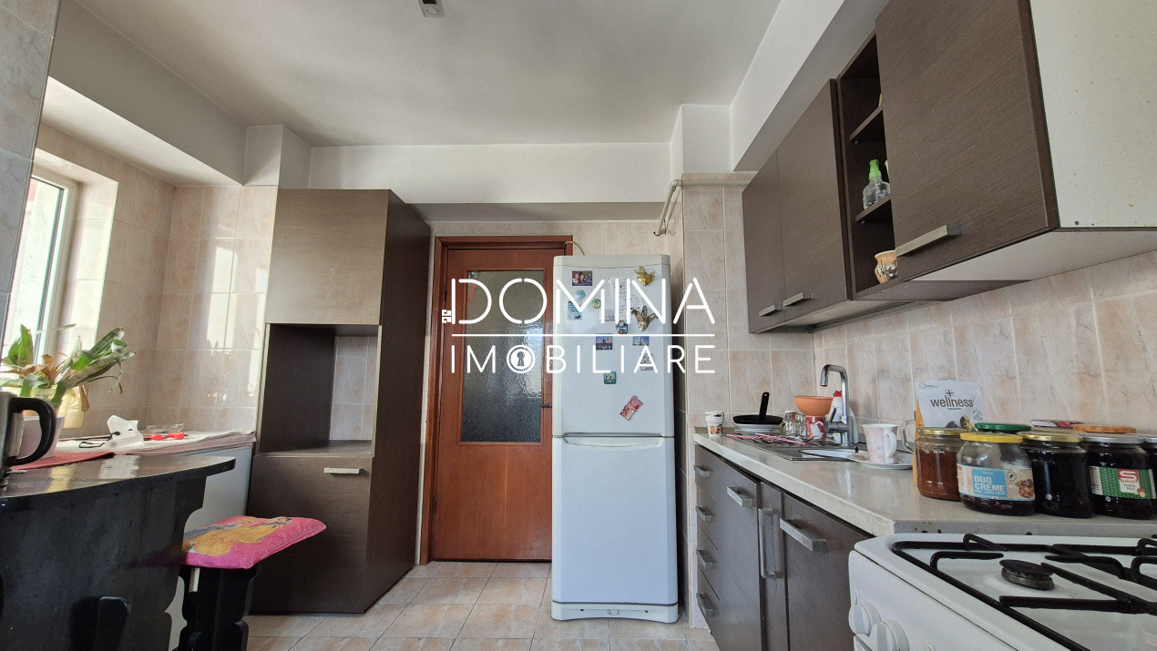 Închiriere apartament 3 camere, mobilat/utilat, Bulevardul Republicii