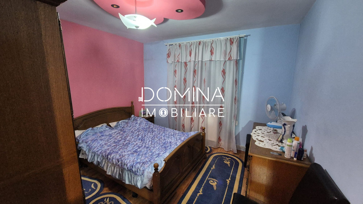 Vânzare apartament 2 camere, str. 1 Decembrie 1918 - zona liceului Pedagogic