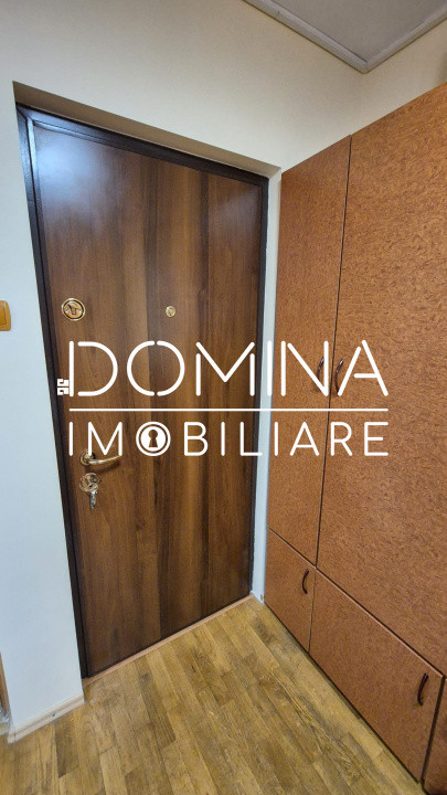 Vânzare apartament 2 camere, str. 1 Decembrie 1918 - zona liceului Pedagogic