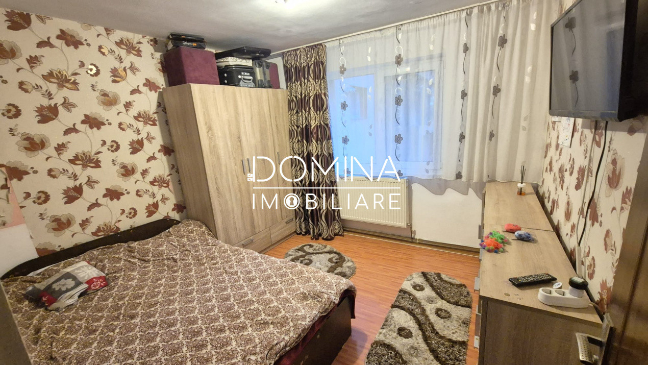 Vânzare apartament 2 camere *etaj 3* - Strada 22 Decembrie 1989 - zona 8 Mai