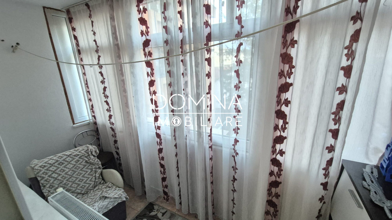 Vânzare apartament 2 camere *etaj 3* - Strada 22 Decembrie 1989 - zona 8 Mai