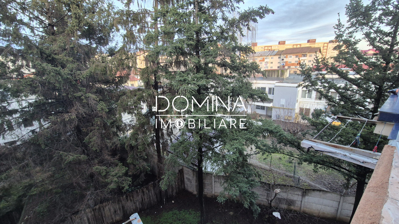 Vânzare apartament 2 camere *etaj 3* - Strada 22 Decembrie 1989 - zona 8 Mai