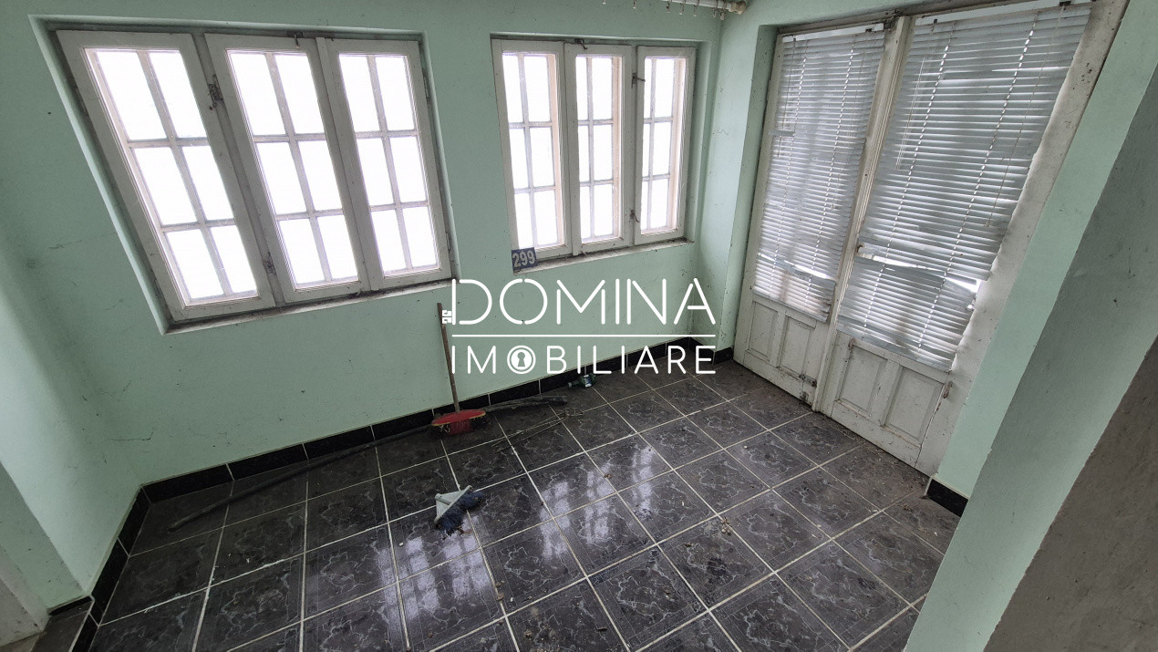 Vânzare casă cu teren 3.726 mp, în comuna Bâlteni, sat Moi