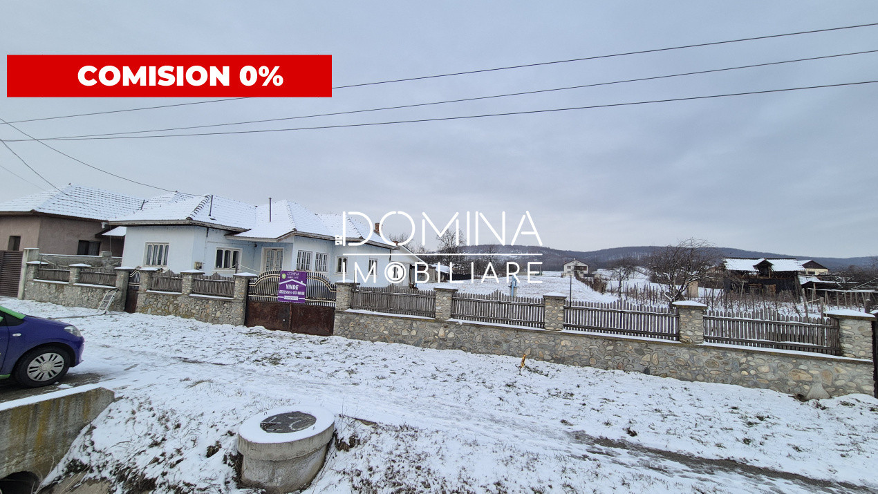 Vânzare casă cu teren 3.726 mp, în comuna Bâlteni, sat Moi