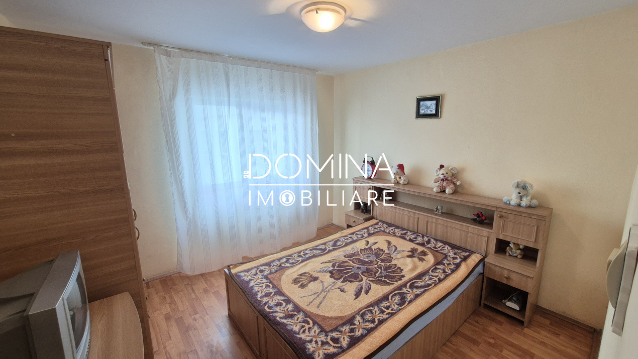 Vânzare apartament 2 camere, situat în Rovinari, strada Tineretului