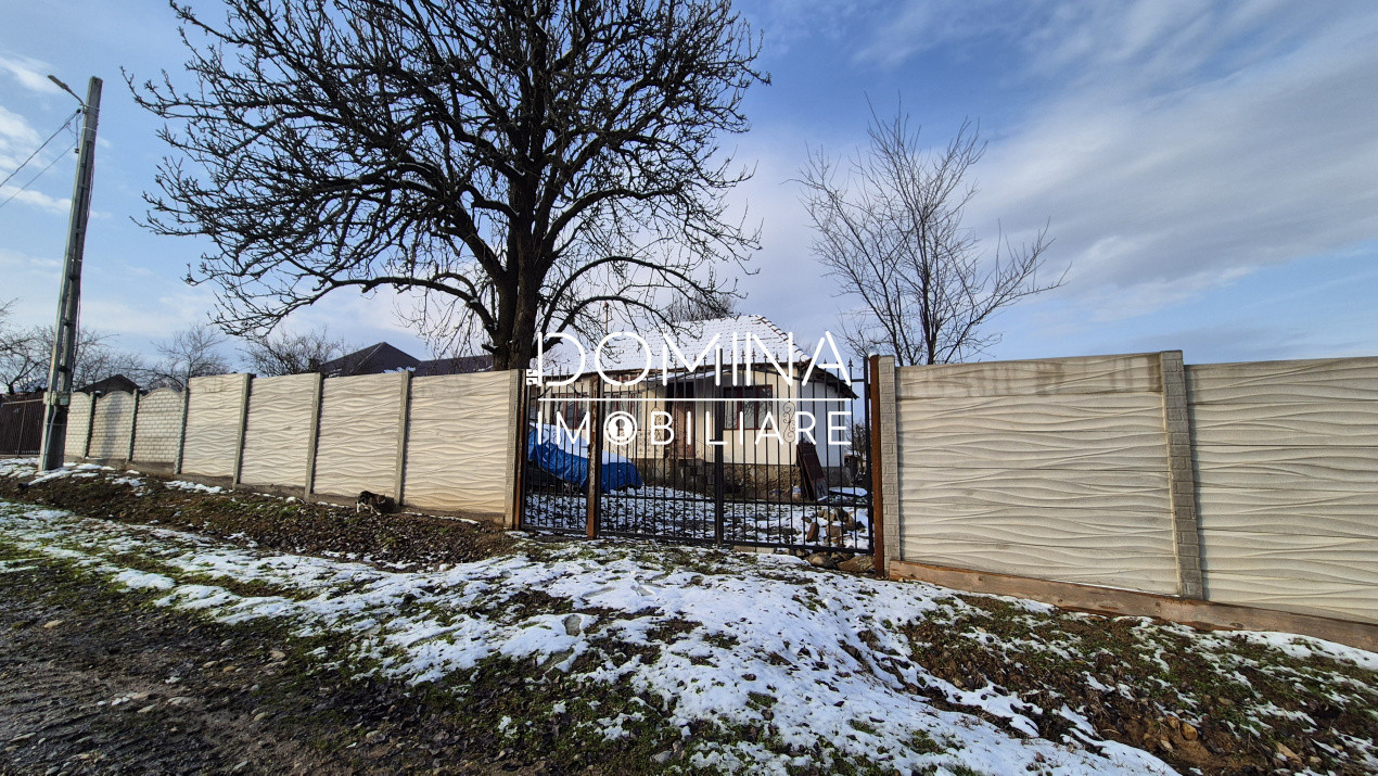 Vânzare casă 2 camere, cu teren 969 mp, situată în Telești