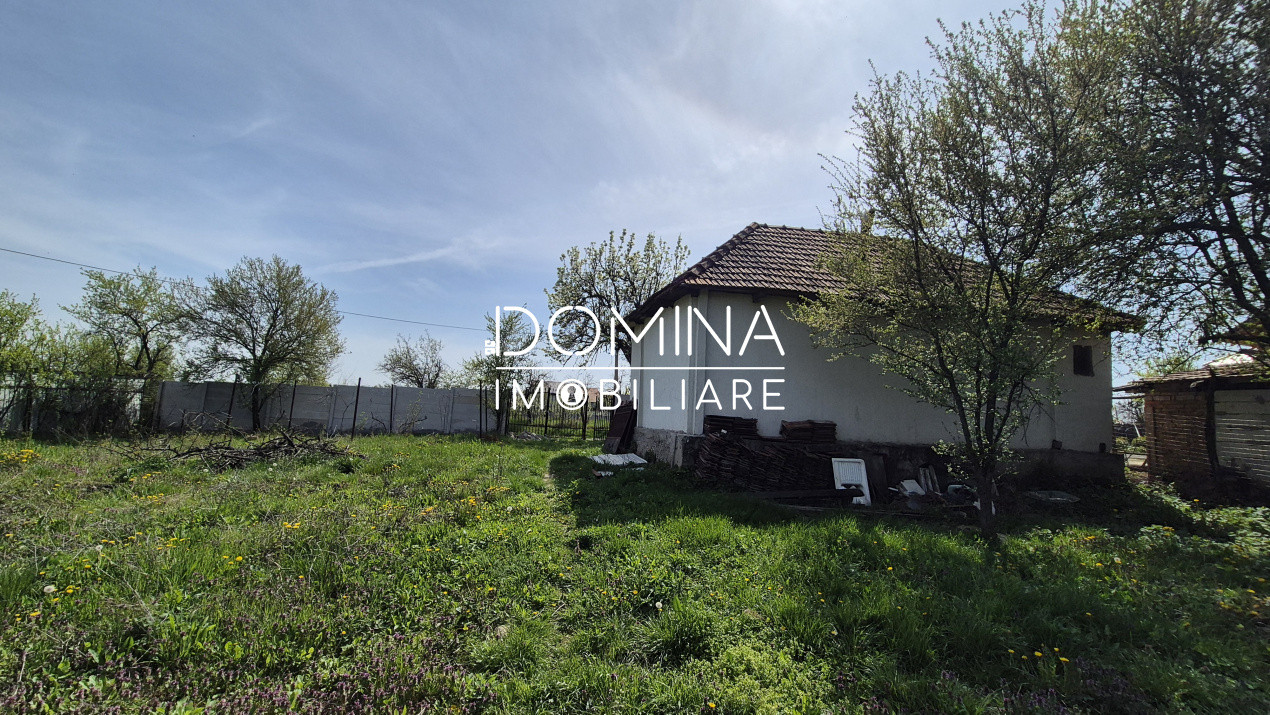 Vânzare casă 2 camere, cu teren 969 mp, situată în Telești