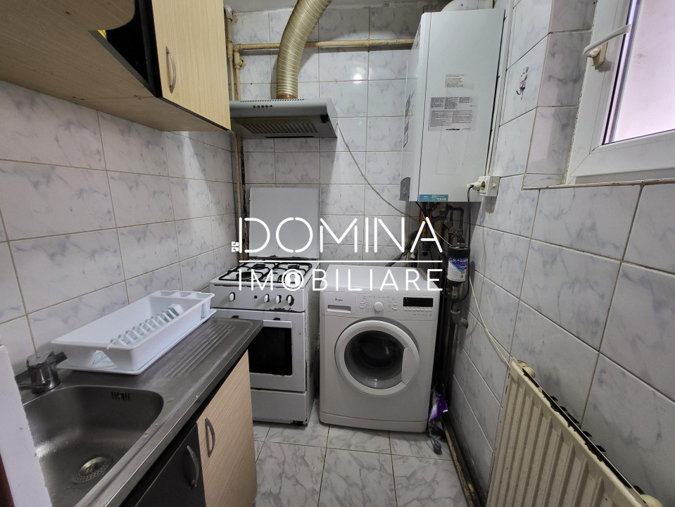 Vânzare apartament cu 2 camere în Târgu Jiu, strada Gheorghe Bărboi