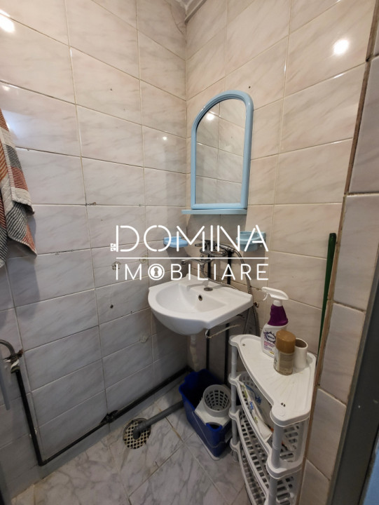 Vânzare apartament cu 2 camere în Târgu Jiu, strada Gheorghe Bărboi