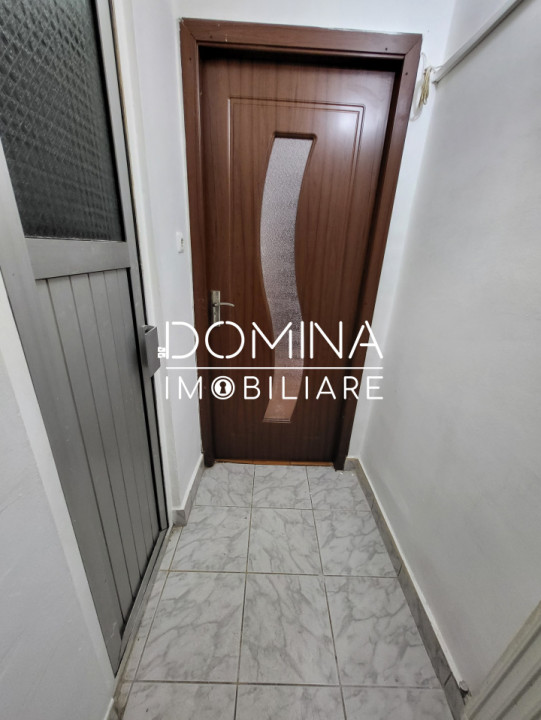 Vânzare apartament cu 2 camere în Târgu Jiu, strada Gheorghe Bărboi