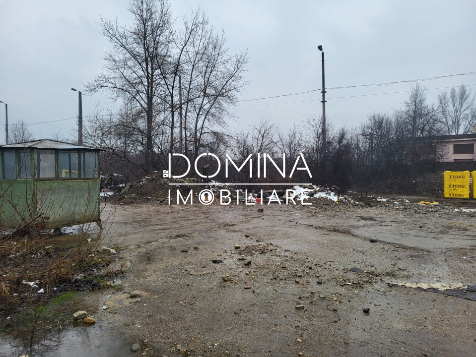 Închiriere platformă betonată 4.000 mp, situată în Târgu Jiu, Aleea Macului