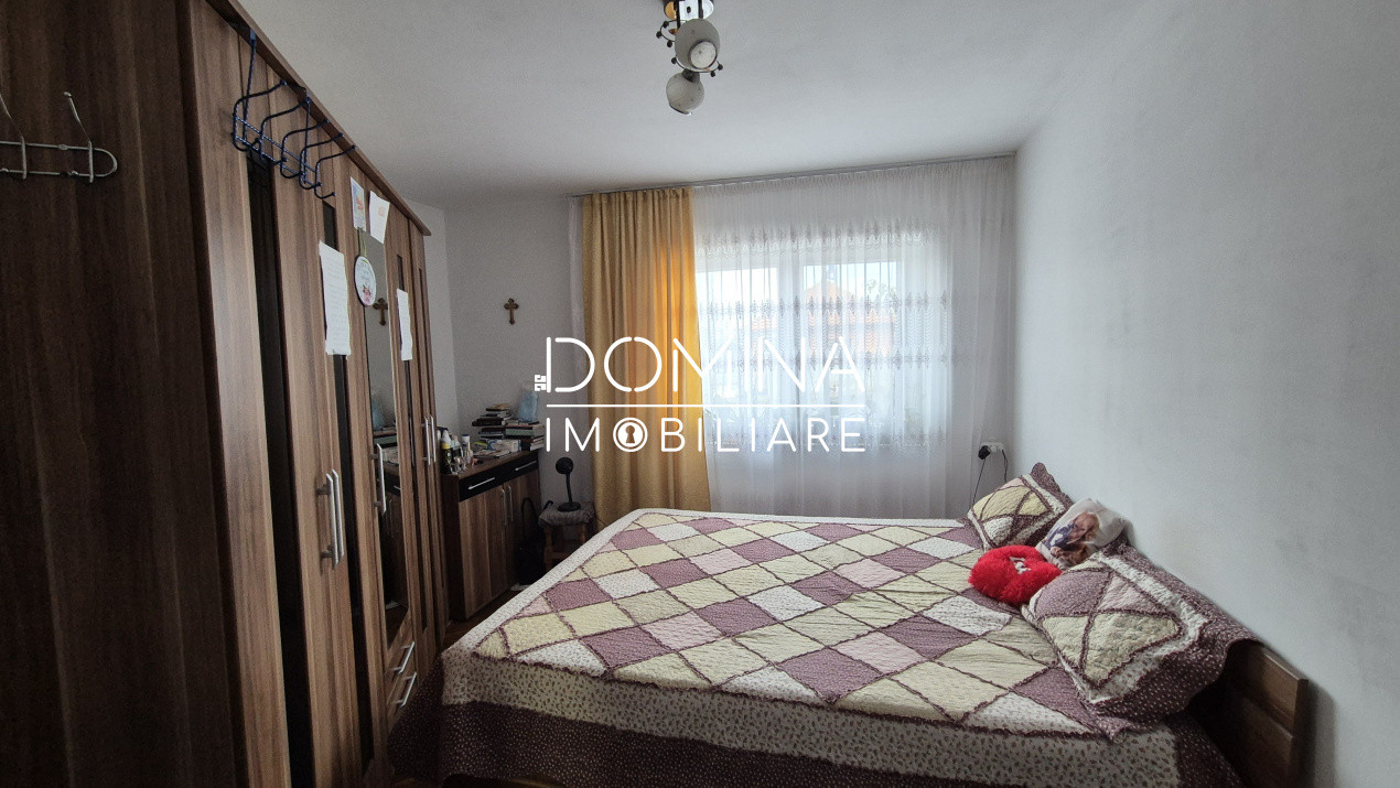 Vânzare proprietate 2 case - teren generos - facilități complete - sat Cârbești