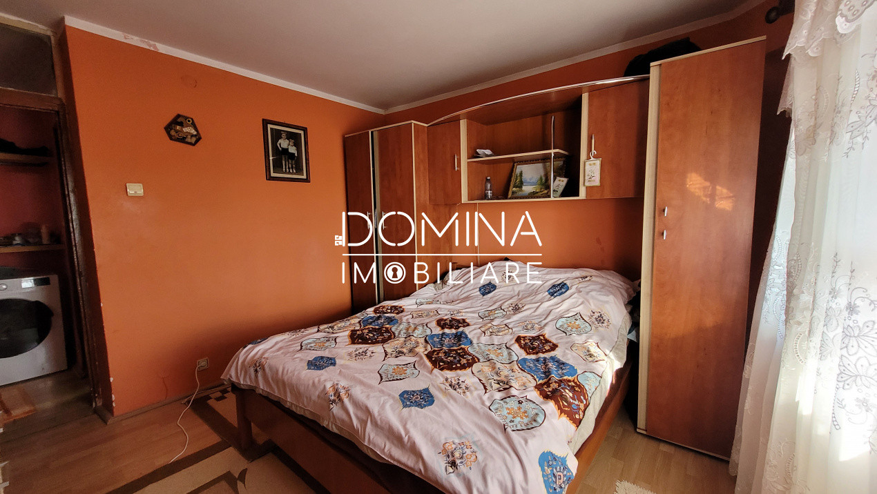 Vânzare apartament 2 camere, situat în Târgu Jiu, strada 9 Mai