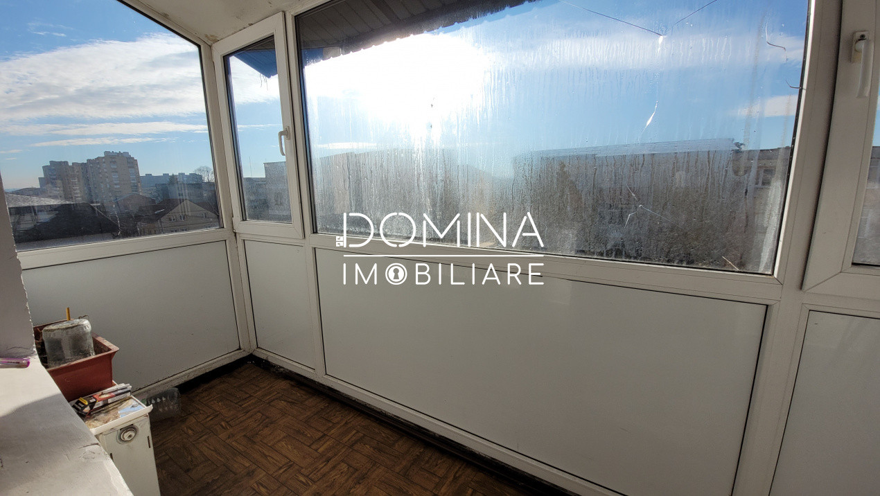 Vânzare apartament 2 camere, situat în Târgu Jiu, strada 9 Mai