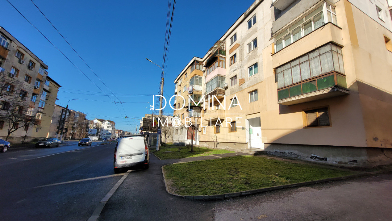 Vânzare apartament 2 camere, situat în Târgu Jiu, strada 9 Mai